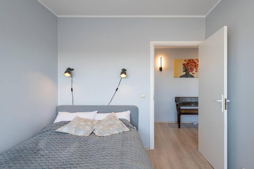Central 2 Bd Apartment By Hostlovers Каунас Екстер'єр фото